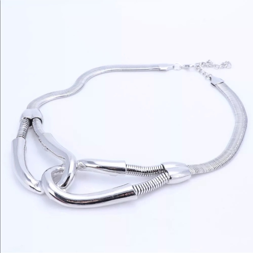 Eye Catching Silver Necklace/Earring Set - Picture 3 of 4